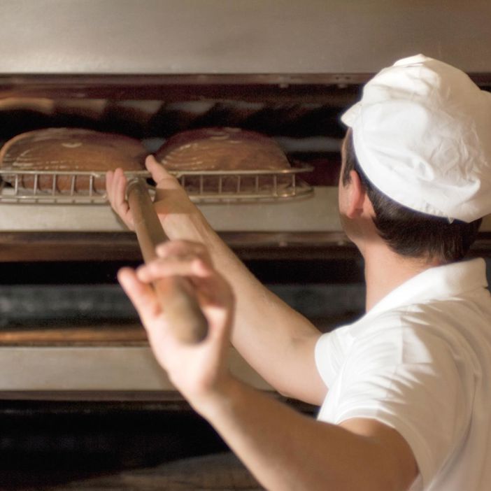 Il fornaio con il pane